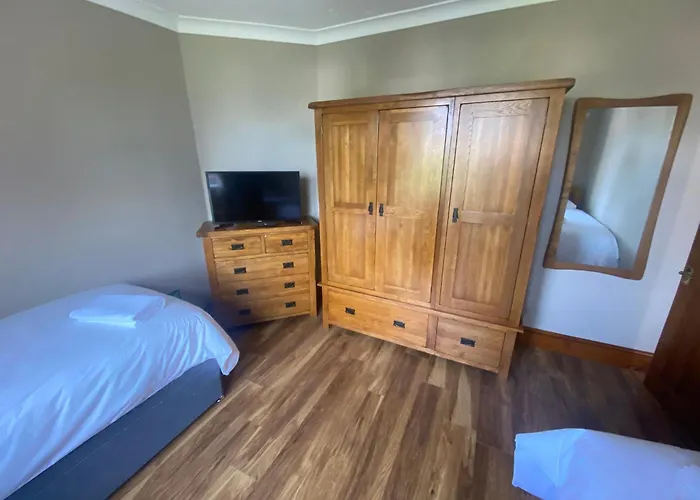 Houghton Park Holiday Cottage